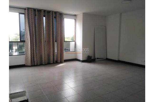 Apartamentos, Venta, El Refugio - $300.000.000