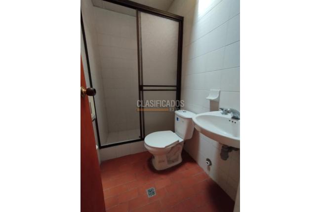 Edificios, Alquiler, Cuarto de Legua - $15.000.000