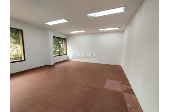Edificios, Alquiler, Cuarto de Legua - $15.000.000