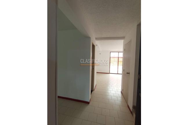 Casas, Alquiler en Caney