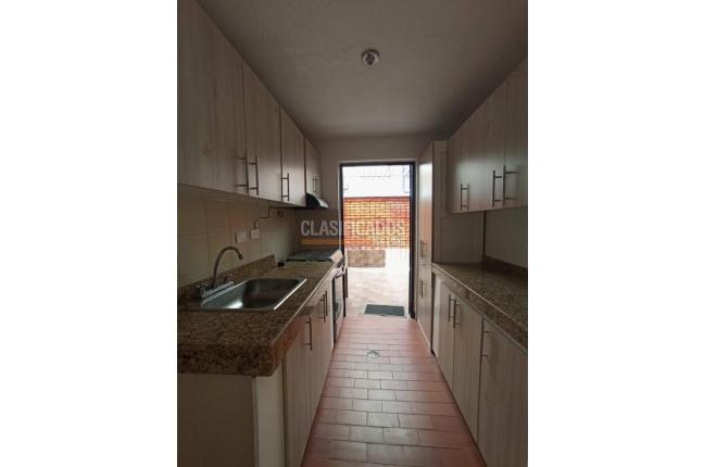 Casas, Alquiler, Caney - $2.300.000