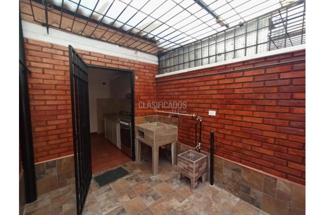 Casas, Alquiler, Caney - $2.300.000