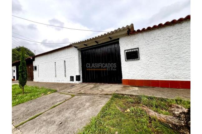 Casas, Venta en El Refugio