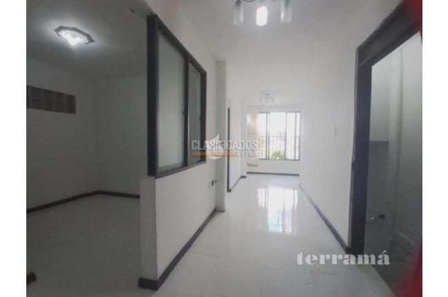 Apartamentos, Venta en Yumbo