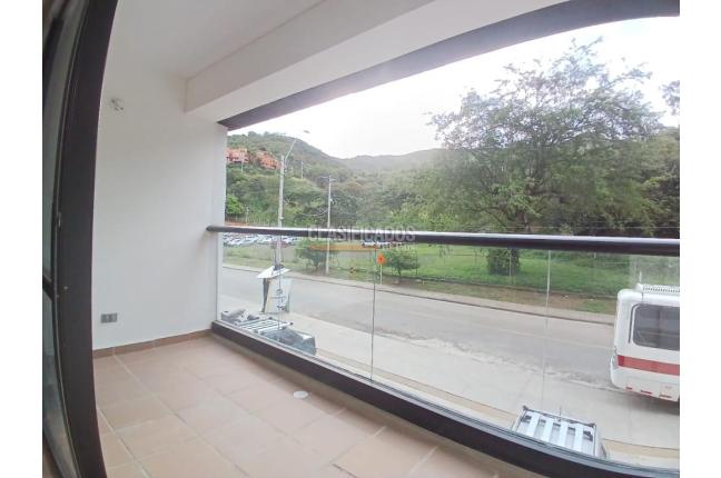 Apartaestudios, Alquiler, Chipichape - $2.300.000