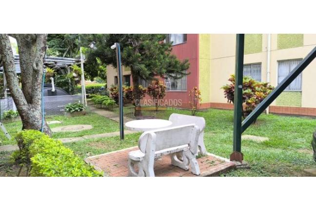 Apartamentos, Venta, Primero de Mayo - $220.000.000