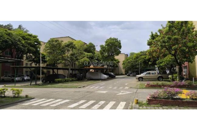 Apartamentos, Venta, Primero de Mayo - $220.000.000