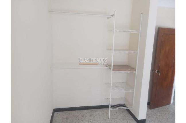 Casas, Alquiler, Nueva Base - $950.000
