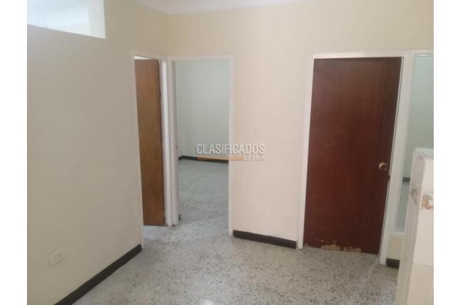 Casas, Alquiler, Nueva Base - $950.000