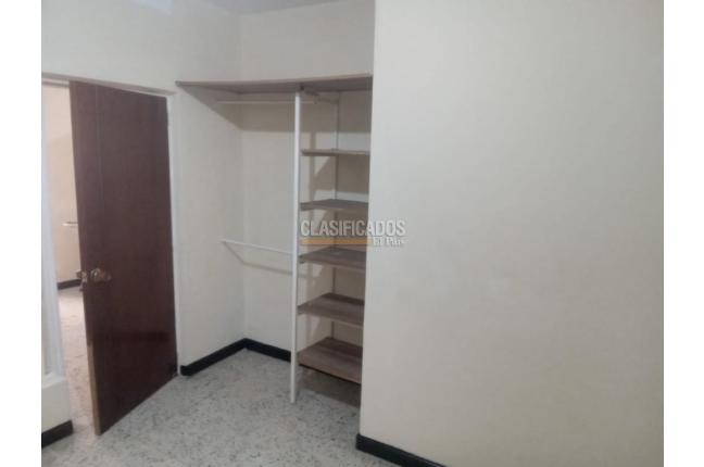 Casas, Alquiler, Nueva Base - $950.000