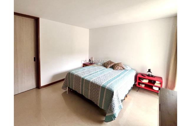 Apartamentos, Venta, Cristales - $710.000.000