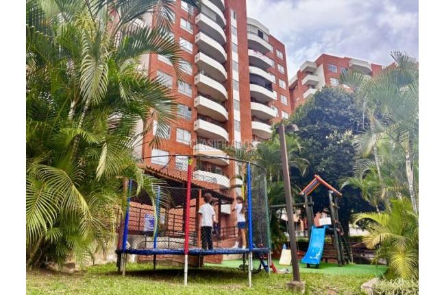 Apartamentos, Venta, Cristales - $710.000.000