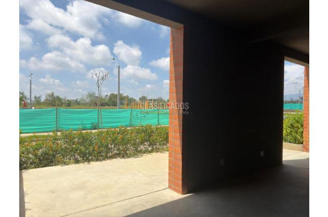 Locales y Bodegas, Alquiler, Ciudad Pacifica - $1.200.000