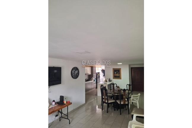 Apartamentos, Venta en Gran Limonar