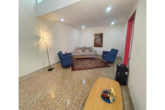 Casas, Venta, Miraflores - $790.000.000