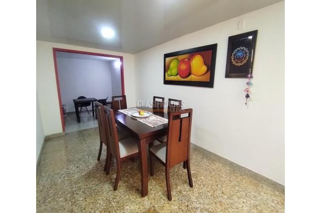 Casas, Venta, Miraflores - $790.000.000