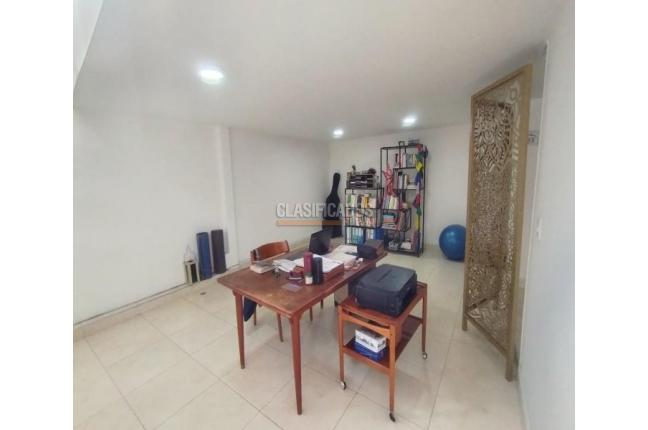 Casas, Venta, Miraflores - $790.000.000