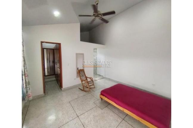 Casas, Venta, Miraflores - $790.000.000