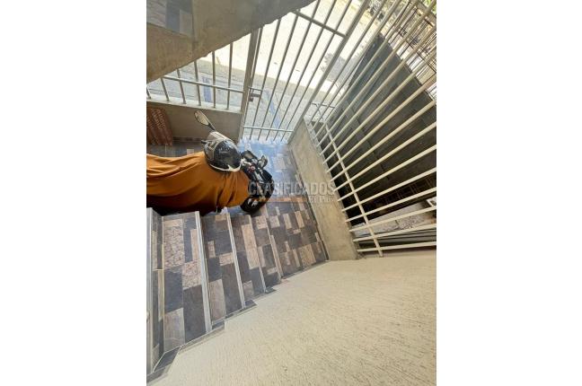 Edificios, Venta, Compartir - $180.000.000