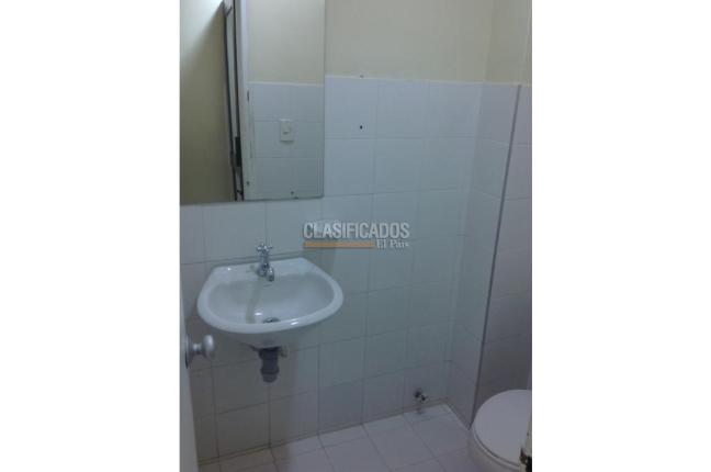 Locales y Bodegas, Alquiler, El Cedro - $4.500.000