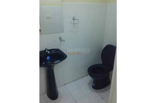 Locales y Bodegas, Alquiler, El Cedro - $4.500.000