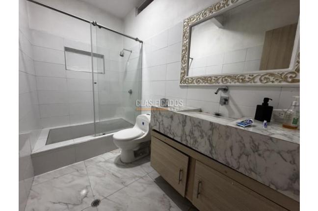 Casas, Venta, Miraflores - $850.000.000