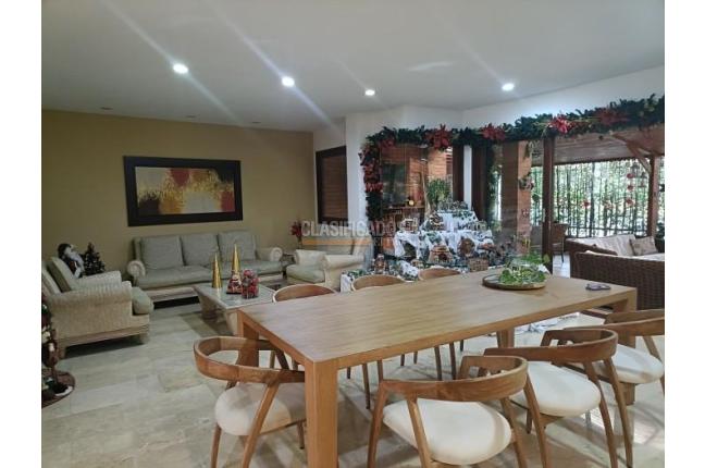 Casas, Venta en Ciudad Jardín