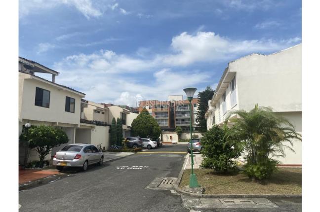 Casas, Venta en La Hacienda