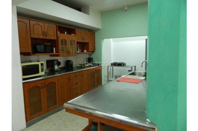 Edificios, Venta, Champagñat - $910.000.000