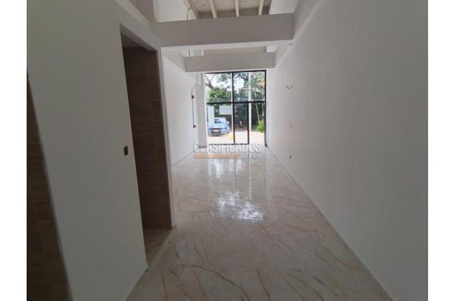 Locales y Bodegas, Alquiler, Cuarto de Legua - $5.200.000