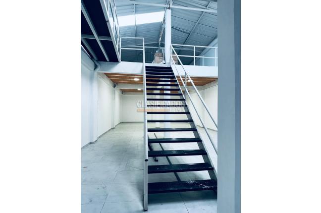 Locales y Bodegas, Venta, San Nicolás - $1.400.000.000