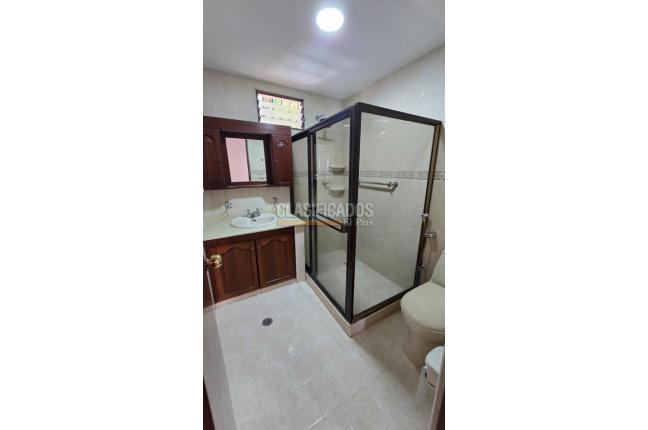 Casas, Alquiler, La Flora - $6.000.000