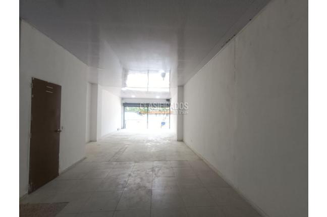 Locales y Bodegas, Alquiler, Prados del Norte - $4.100.000