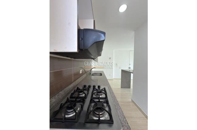 Apartamentos, Alquiler, Ciudad Pacifica - $1.200.000