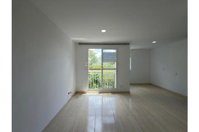Apartamentos, Alquiler, Ciudad Pacifica - $1.200.000