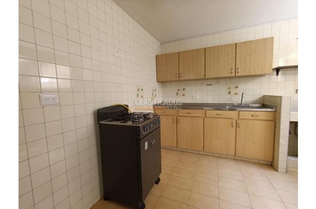 Apartamentos, Alquiler, Versalles - $1.600.000