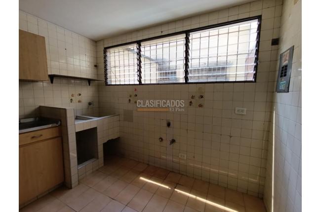 Apartamentos, Alquiler, Versalles - $1.600.000