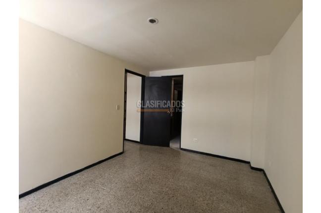 Apartamentos, Alquiler, Versalles - $1.600.000