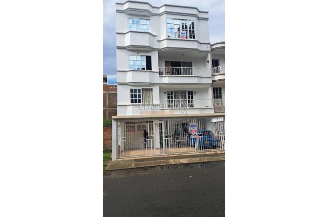 Apartamentos, Alquiler en Prados del Limonar