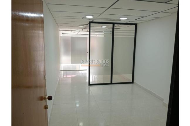 Locales y Bodegas, Alquiler, Bogotá - $2.500.000