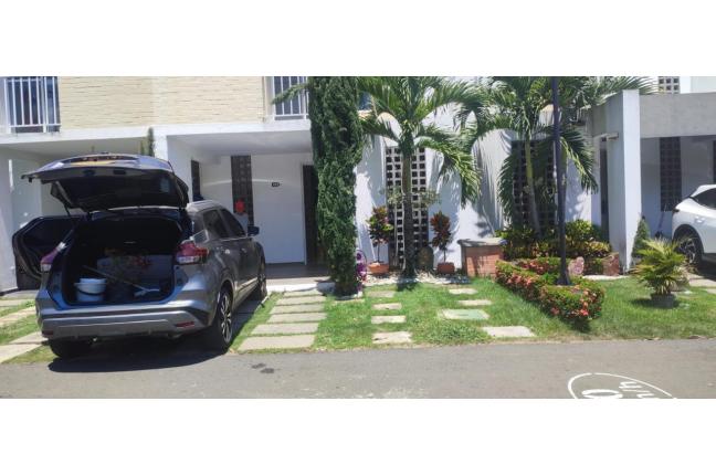 Casas, Alquiler en Hacienda El Castillo