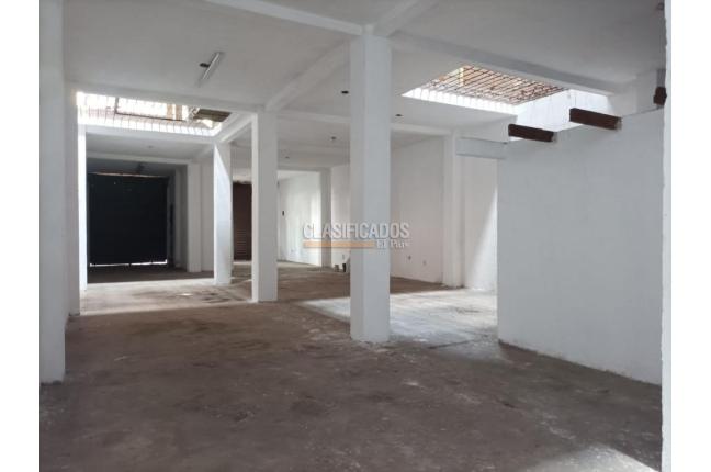 Locales y Bodegas, Alquiler, Caldas - $5.000.000