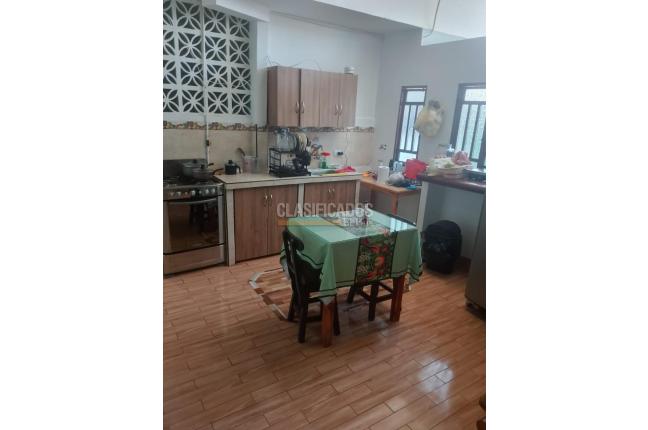 Casas, Venta, Atanasio Girardot - $480.000.000