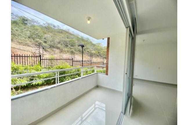 Apartamentos, Alquiler, Cristales - $3.500.000