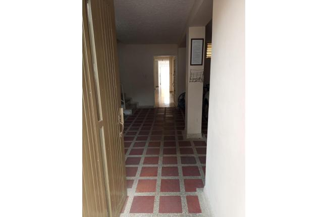 Apartamentos, Alquiler, Arboleda - $2.500.000