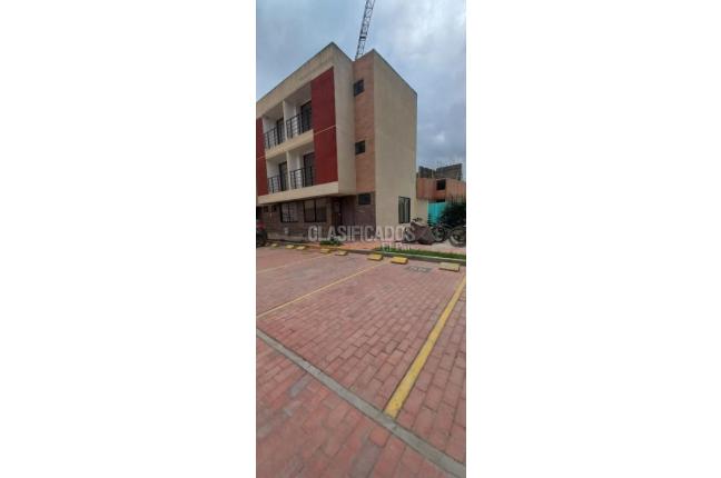 Apartamentos, Venta en Funza