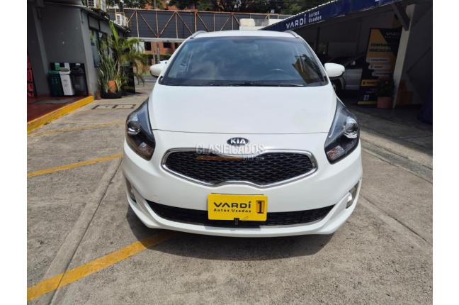 Kia Carens 2017 - $45.900.000
