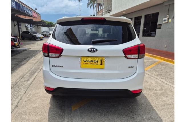 Kia Carens 2017 - $45.900.000