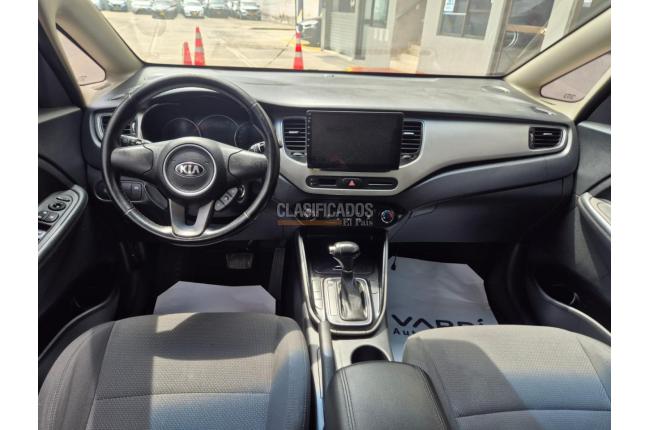 Kia Carens 2017 - $45.900.000