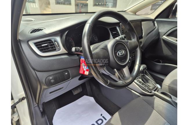 Kia Carens 2017 - $45.900.000